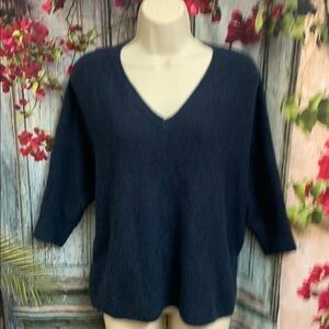 Vince Camuto V-Neck Oversized Loose Fit Sweater in Navy Blue Black Marbled Knit